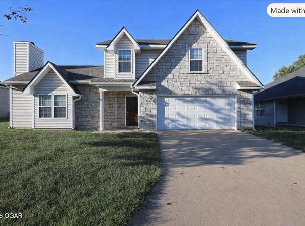 2027 Marigold Street, Carthage, MO 64836