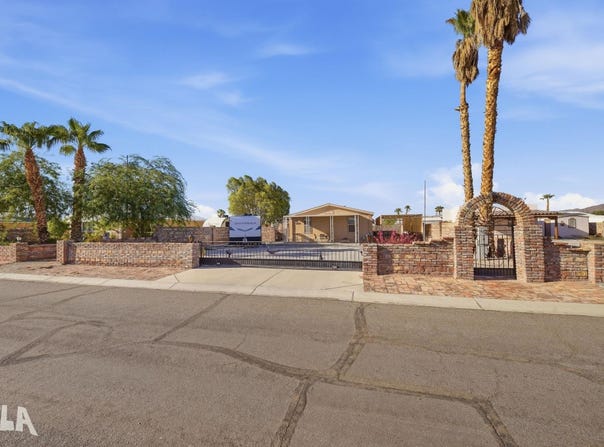 13630 E 53 Street, Yuma, AZ 85367