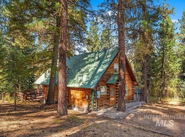 6 Willow Dr, Lowman, ID 83637