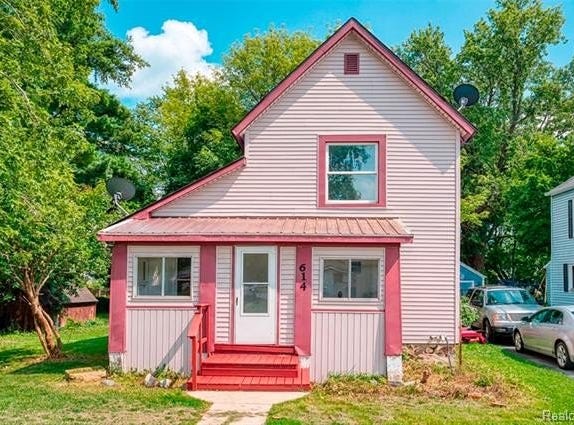 614 Church Street, Fowlerville Vlg, MI 48836