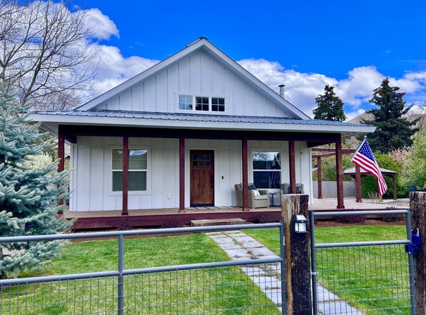 109 S 2nd St, Bellevue, ID 83313