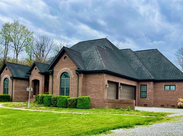 1670 Dain Drive, Carmi, IL 62821