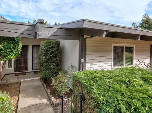 19100 Crest, Castro Valley, CA 94546
