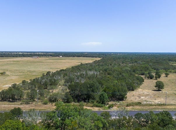 10601 State Highway 95, Flatonia, TX 78941