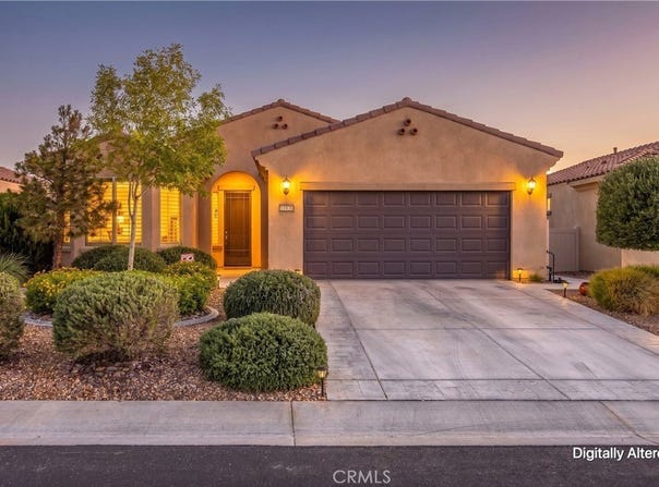 10838 Phoenix, Apple Valley, CA 92308