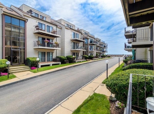 461 Ocean Boulevard, Hampton, NH 03842