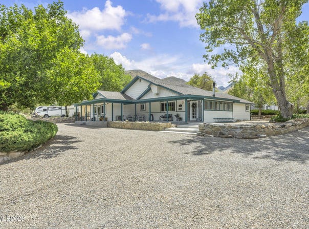 193 Mule Deer Road, Coleville, CA 96107