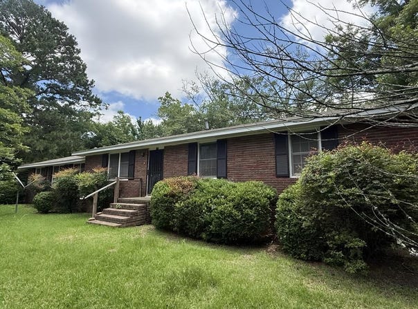 616 W Ohoopee St, Fitzgerald, GA 31750