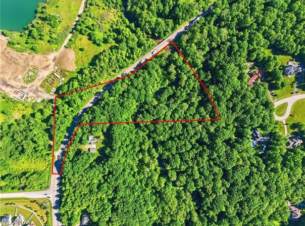 N Chillicothe Road, Aurora, OH 44202