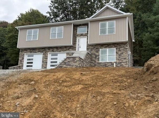 10868 DURHAM Circle, WAYNESBORO, PA 17268