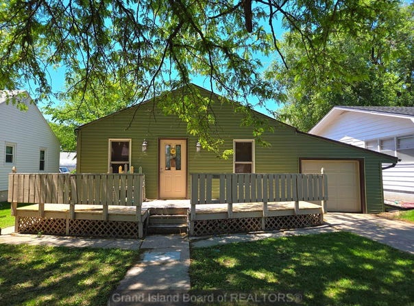 708 Sicily Avenue, Ravenna, NE 68869