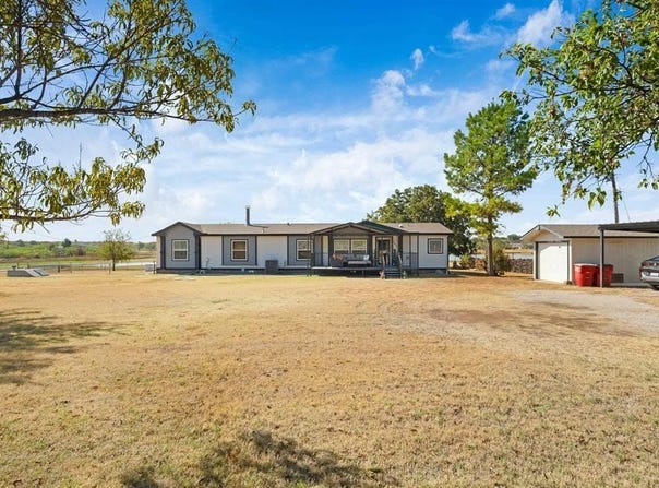 7653 FM 2606, Henrietta, TX 76365
