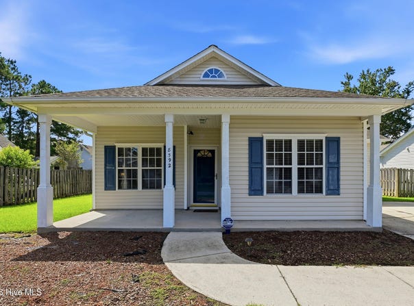 8592 SE Orchard Loop Road NE, Leland, NC 28451