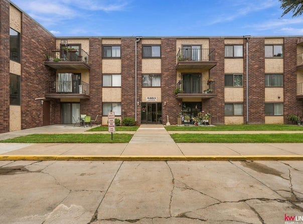 5801 Enterprise Drive, Lincoln, NE 68521