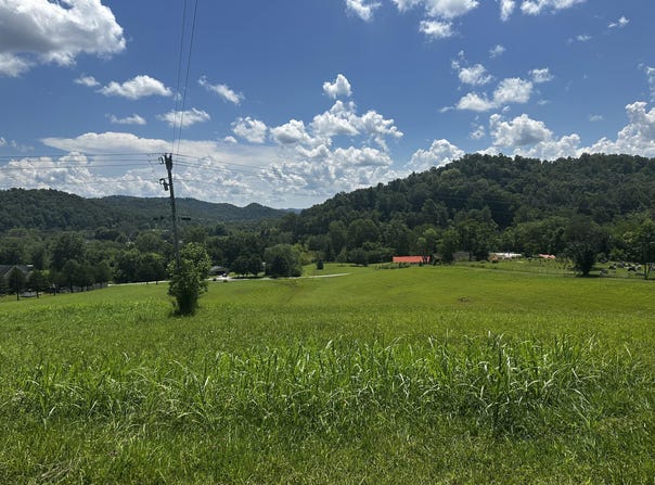 9999 Old Farm Rd., Cannon, KY 40923