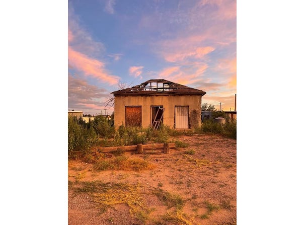 504 W Waco St, Marfa, TX 79843
