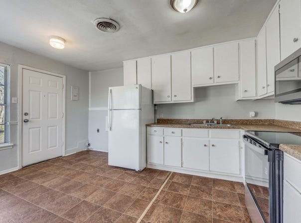 7 Pershing Drive, Denison, TX 75020