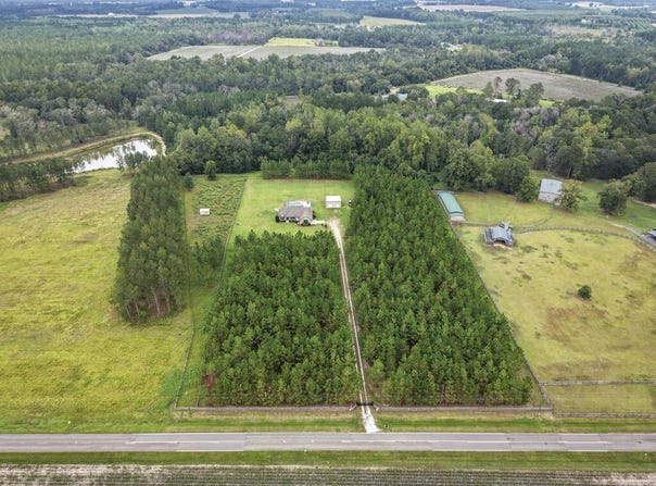 606 Greggs Road, Adel, GA 31620