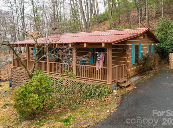 16 Rocky Glen Trail, Black Mountain, NC 28711