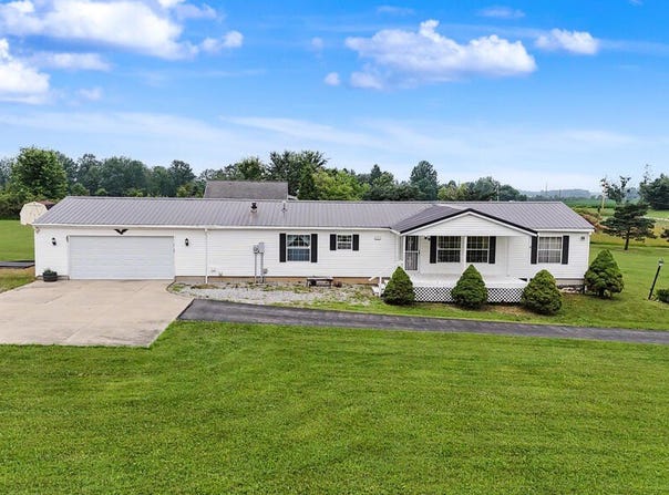4809 State Route 181, Crestline, OH 44827
