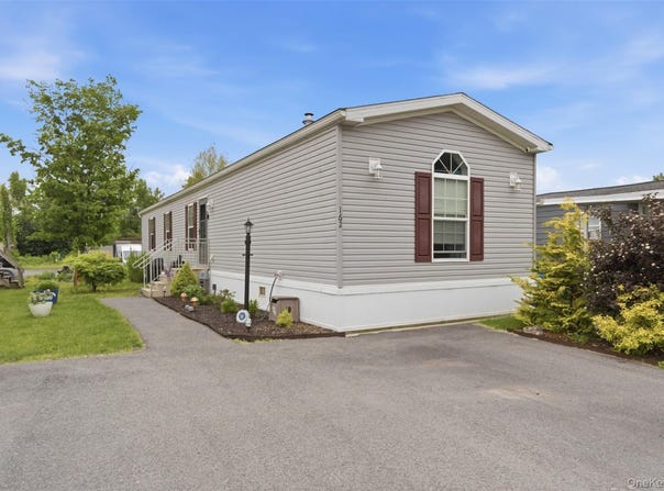 621 Sheafe, Poughkeepsie, NY 12601