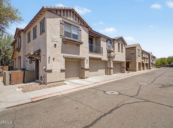 1265 S AARON Drive, Mesa, AZ 85209