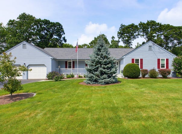 110 Colonial Road, North Attleboro, MA 02760