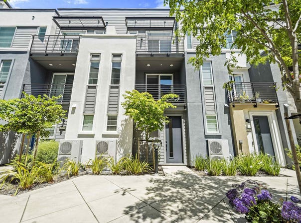 2829 Tradewind Ct, Alameda, CA 94501