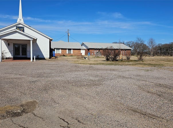 1215 W Cedar Creek Parkway, Kemp, TX 75143