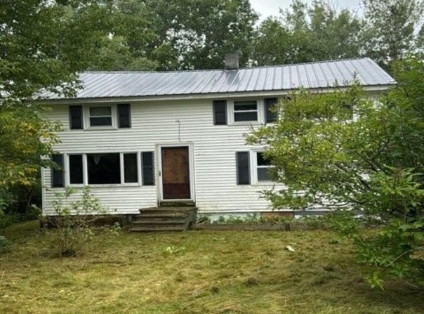 67 High Street, Milo, ME 04463