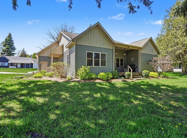 7774 E State Street, Central Lake, MI 49622