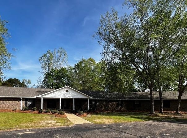 4043 County Road 110, SHUBUTA, MS 39360