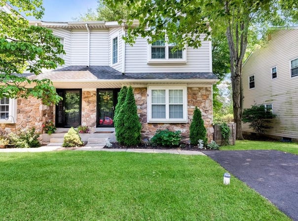 112 SANDY RIDGE DR, DOYLESTOWN, PA 18901