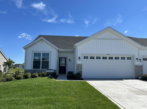 4054 Reflection Place, Valparaiso, IN 46385