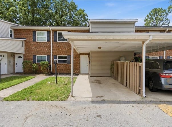 2215 Shadow Valley Road, High Point, NC 27265
