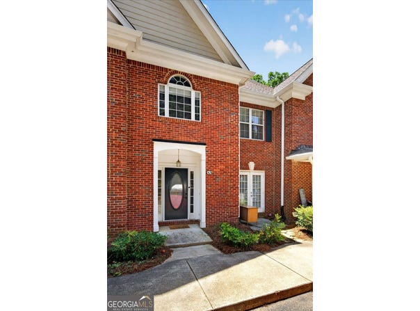 2075 Pine Tree Drive, Buford, GA 30518
