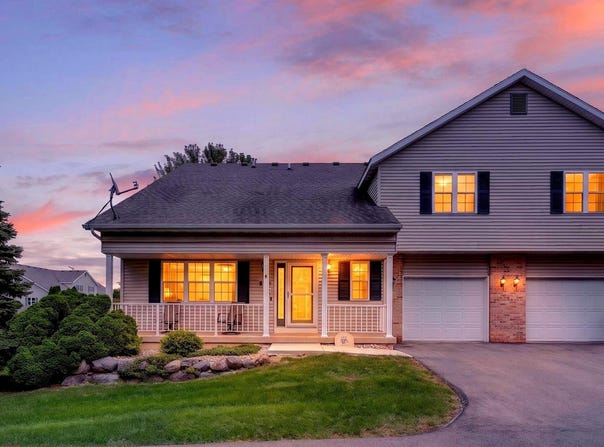 869 Chandler Lane, Sun Prairie, WI 53590