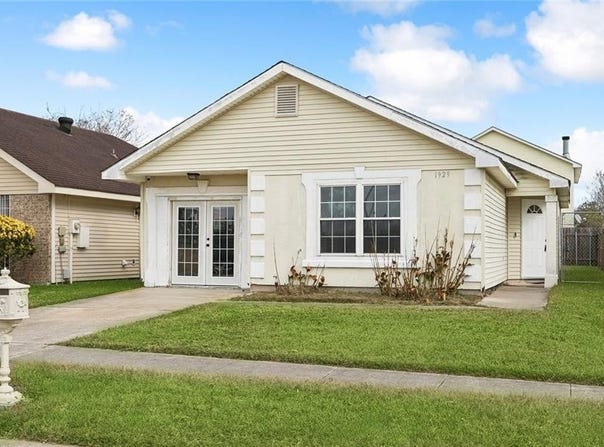 1929 GLADSTONE Drive, Marrero, LA 70072