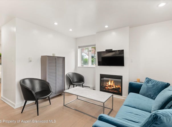 805 E Cooper Avenue, Aspen, CO 81611