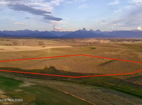 2084 MOOSE PATH Way, Tetonia, ID 83452