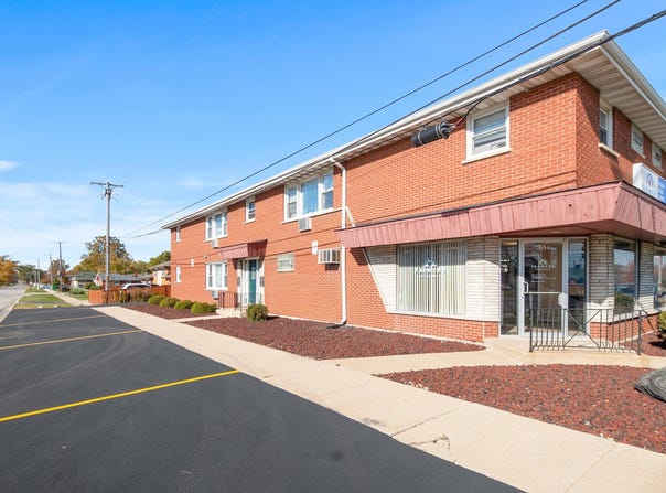 7654 S Harlem Avenue, Bridgeview, IL 60455