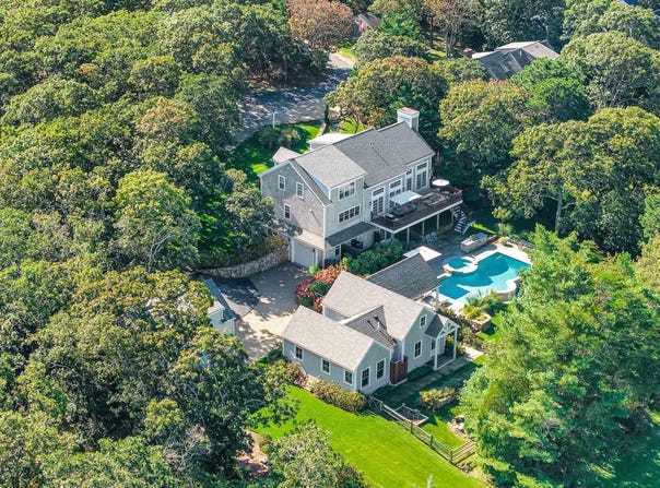 29 Llewellyn Way, Edgartown, MA 02539