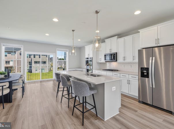 1042 HIGH POINT TRL, LAUREL, MD 20707