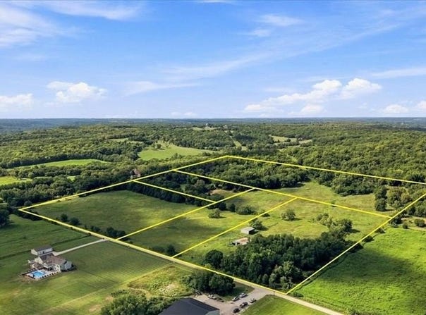 George Road lot: 3, Tonganoxie, KS 66086