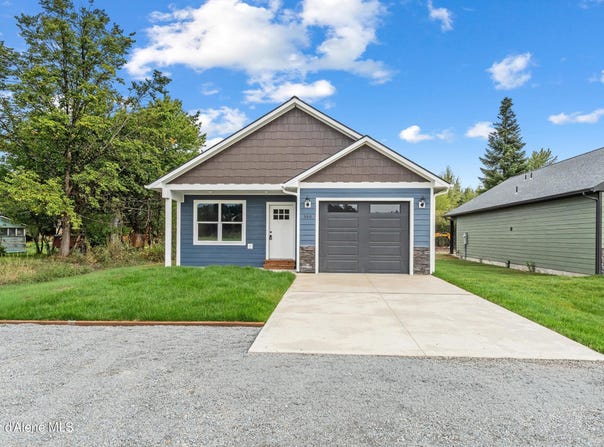 360 Old Diamond Mill Loop, Oldtown, ID 83822