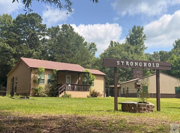 217 Roosevelt, Hooks, TX 75561