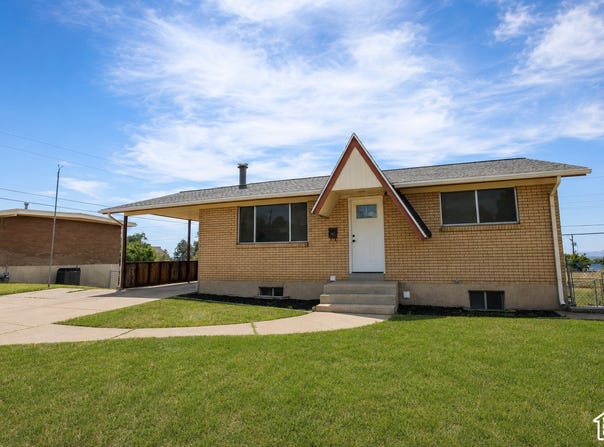 5007 S 2675 W, Roy, UT 84067