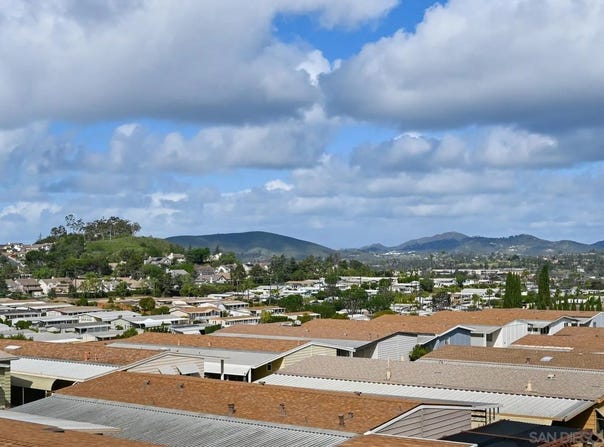 1195 La Moree Rd, San Marcos, CA 92078
