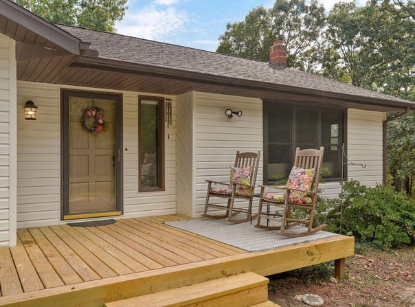 525 Cedar Hill Lane, Marshfield, MO 65706