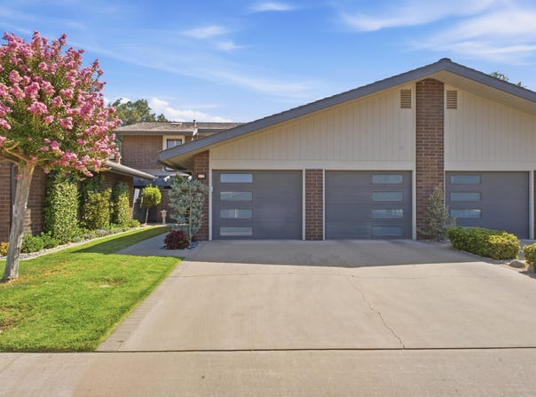 804 N Silvervale Drive, Visalia, CA 93291